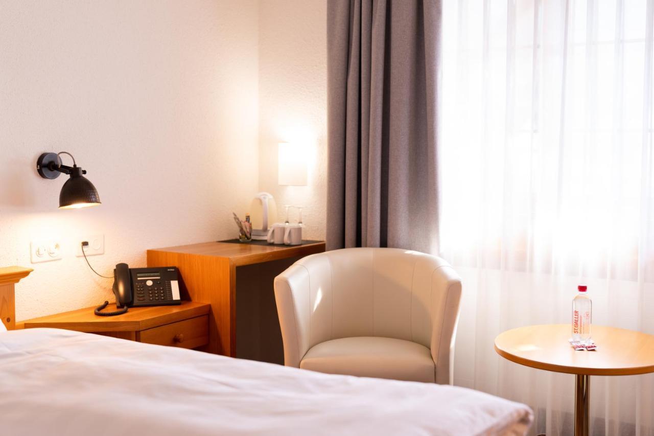Triesen Hotel Schatzmann מראה חיצוני תמונה